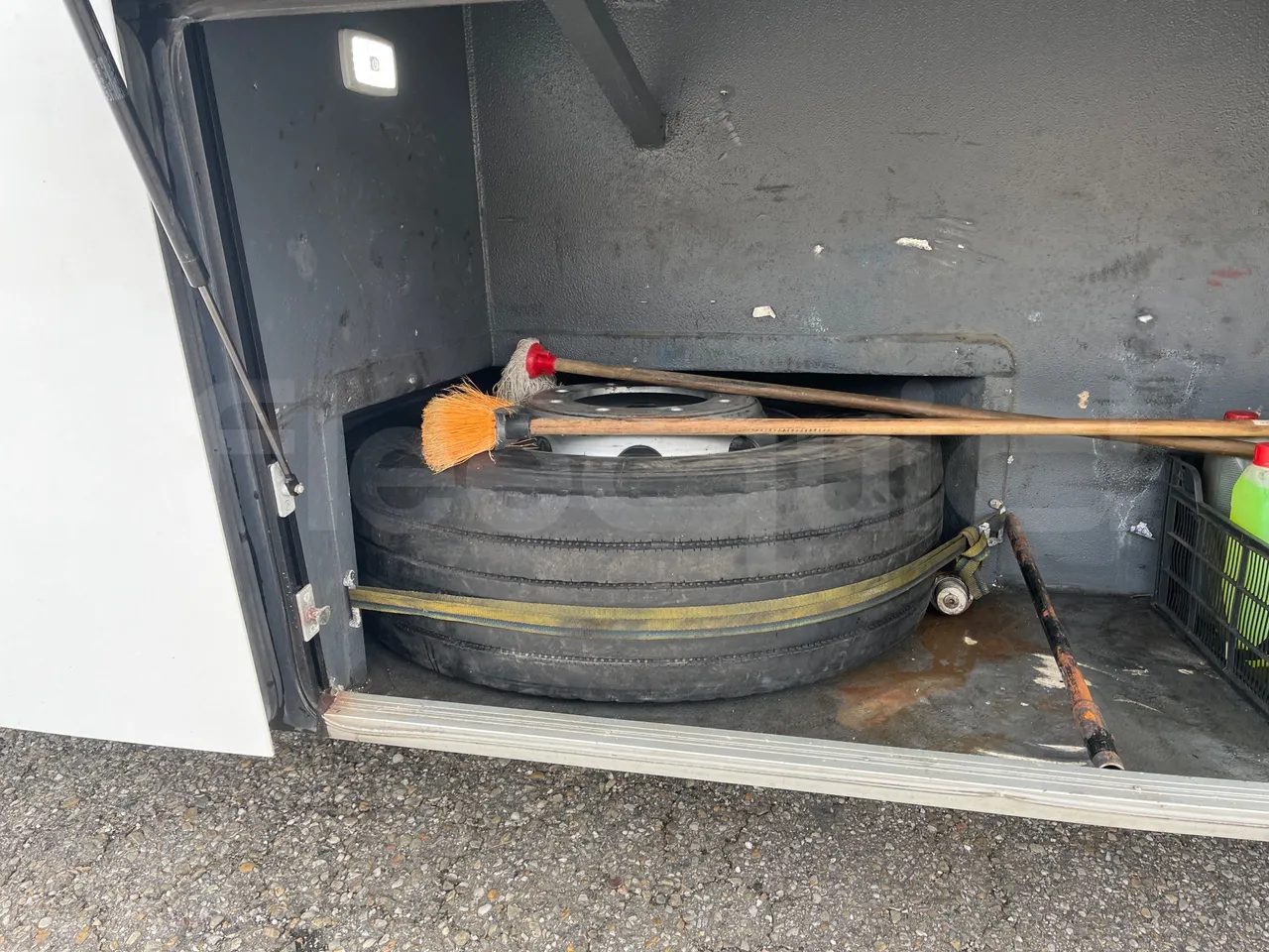 Iveco Indcar Next - EUR6 - 185kW - 9.390m - spare wheel