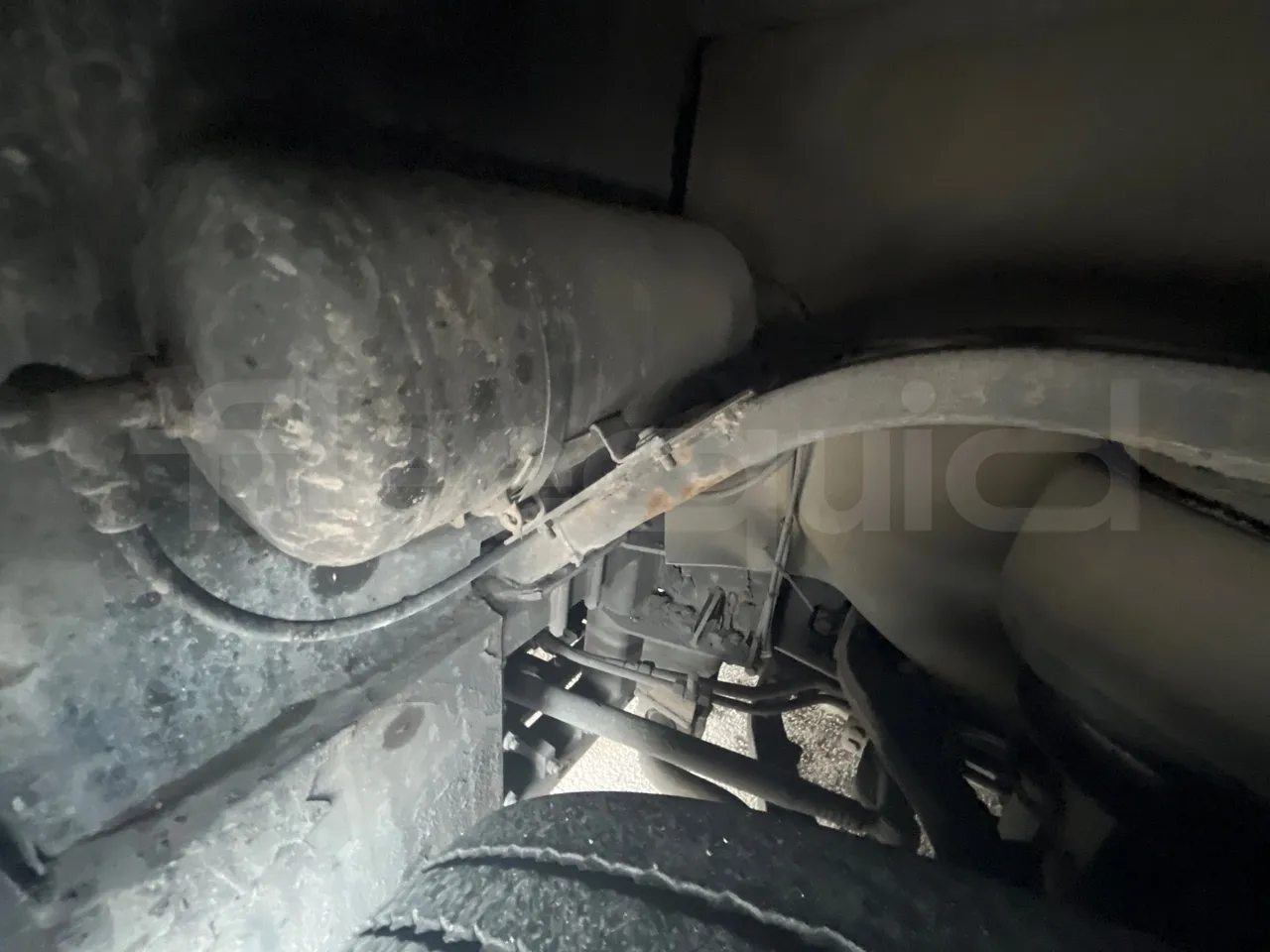 Irizar Scania K380EB - EUR4 - 279kW - 12m - front shock absorbers left