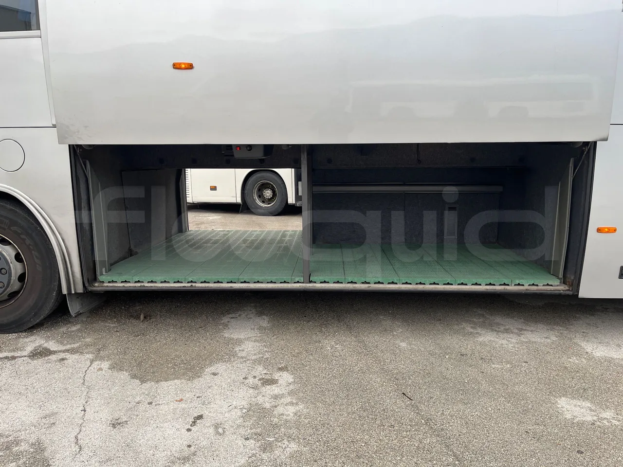 Irizar Scania K380EB - EUR4 - 279kW - 12m - luggage rack photo