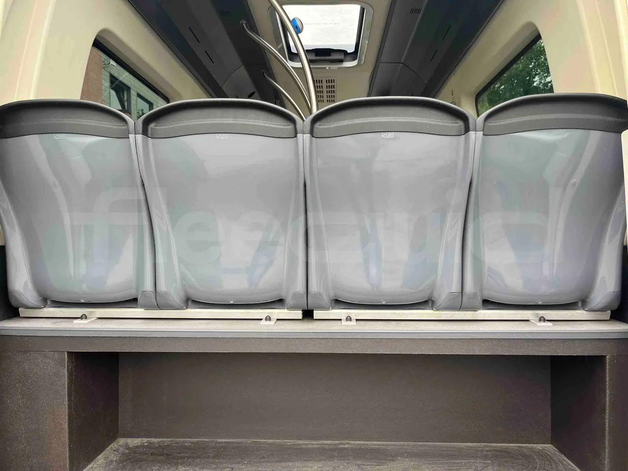 Mercedes-Benz Sprinter 906BB50 - EUR 6 -120kW - 7.361m - toilette accessories photo