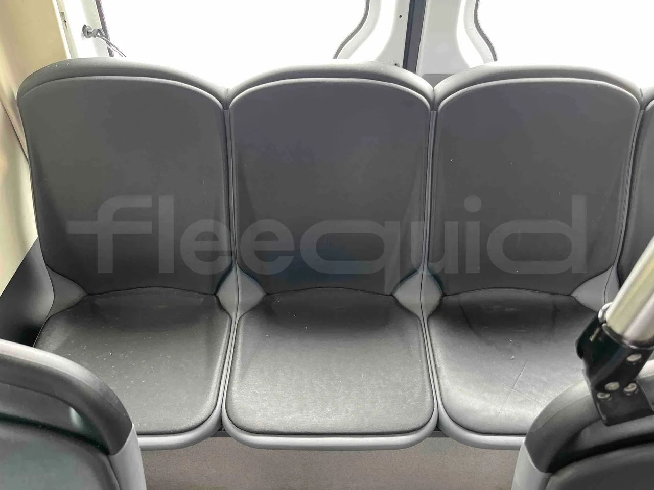 Mercedes-Benz Sprinter 906BB50 - EUR 6 -120kW - 7.361m - single seat detail