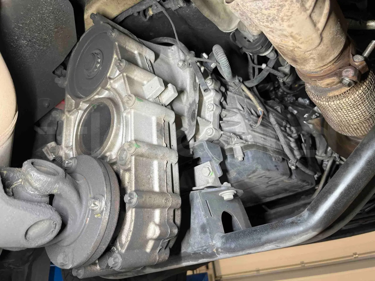 Mercedes-Benz Sprinter 906BB50 - EUR 6 -120kW - 7.361m - driveshaft photo