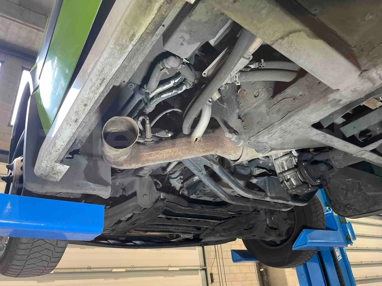 Mercedes-Benz Sprinter 906BB50 - EUR 6 -120kW - 7.361m - exhaust photo
