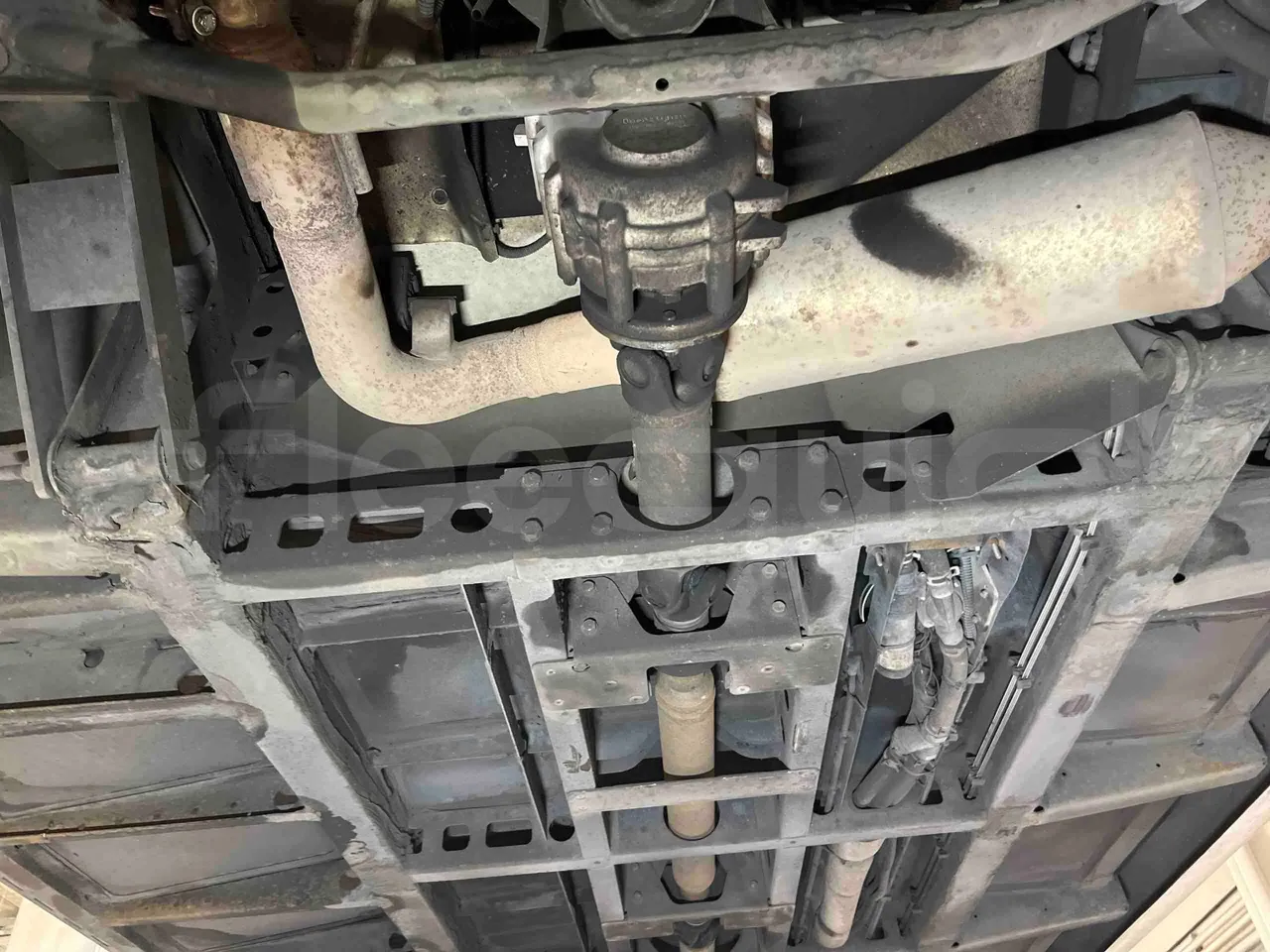Mercedes-Benz Sprinter 906BB50 - EUR 6 -120kW - 7.361m - gearbox photo