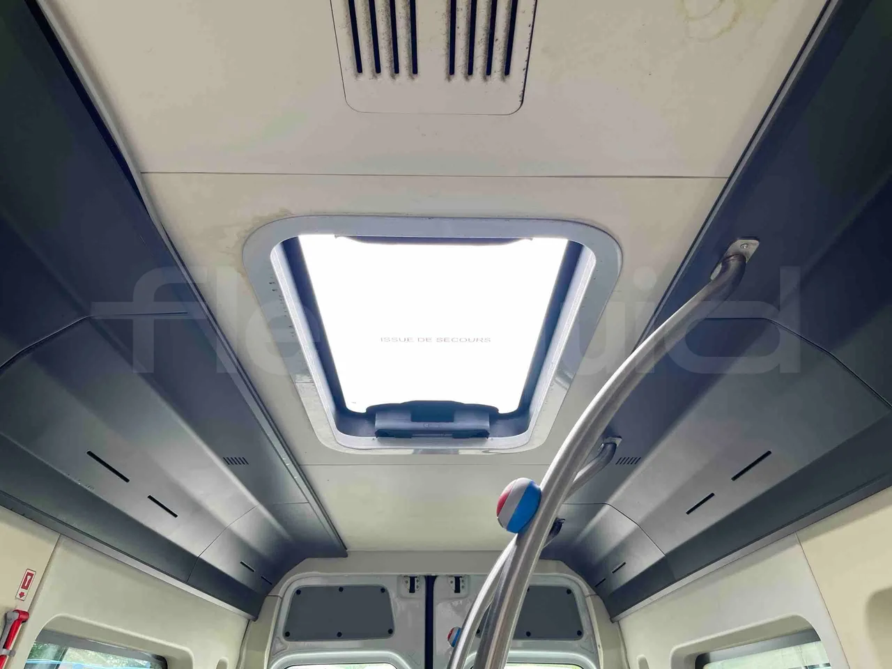 Mercedes-Benz Sprinter 906BB50 - EUR 6 -120kW - 7.361m - roof hatch 1