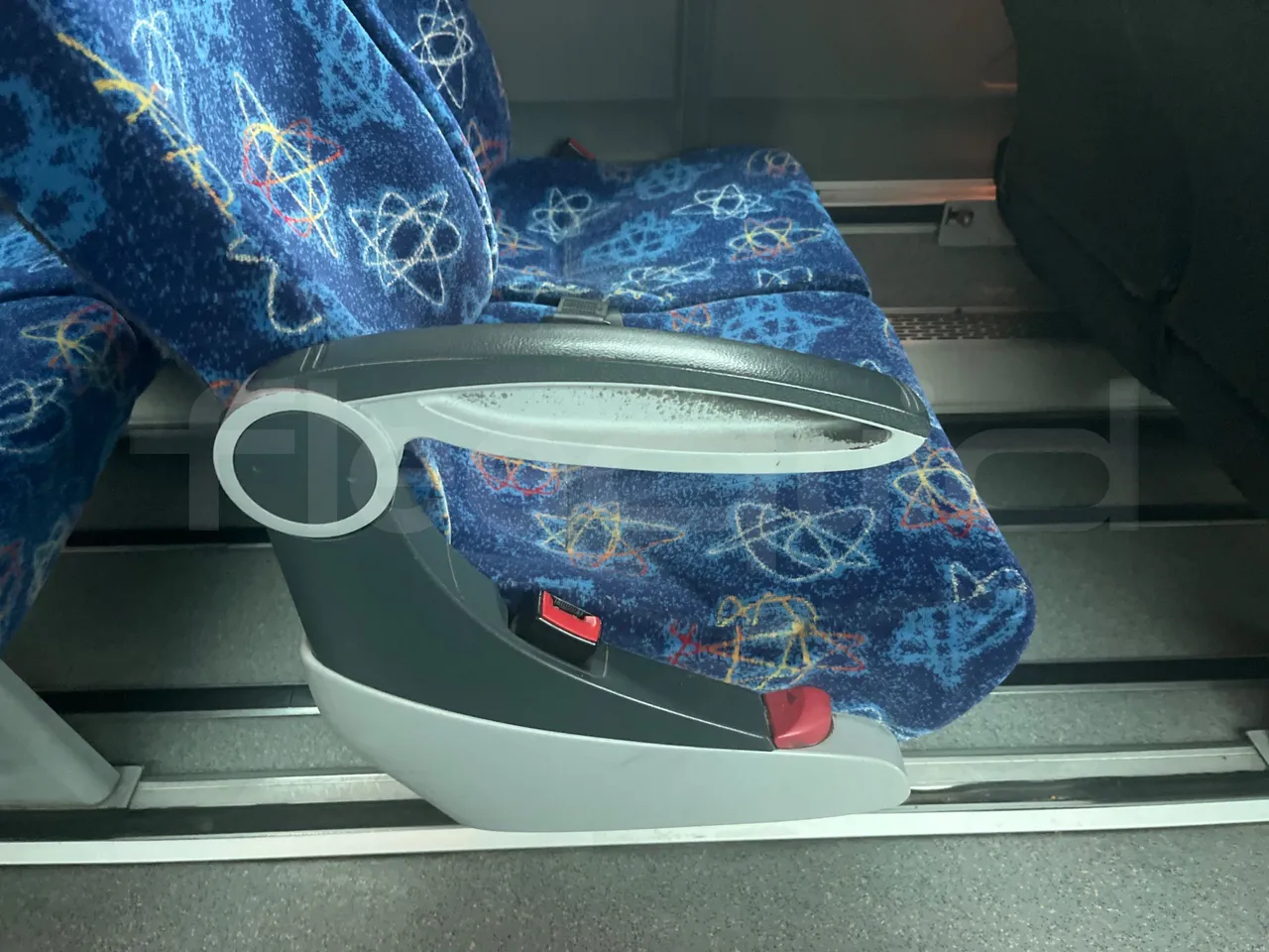 Irisbus 397 397EF3 - Euro5 - 331kW - 13mt - armrest detail photo