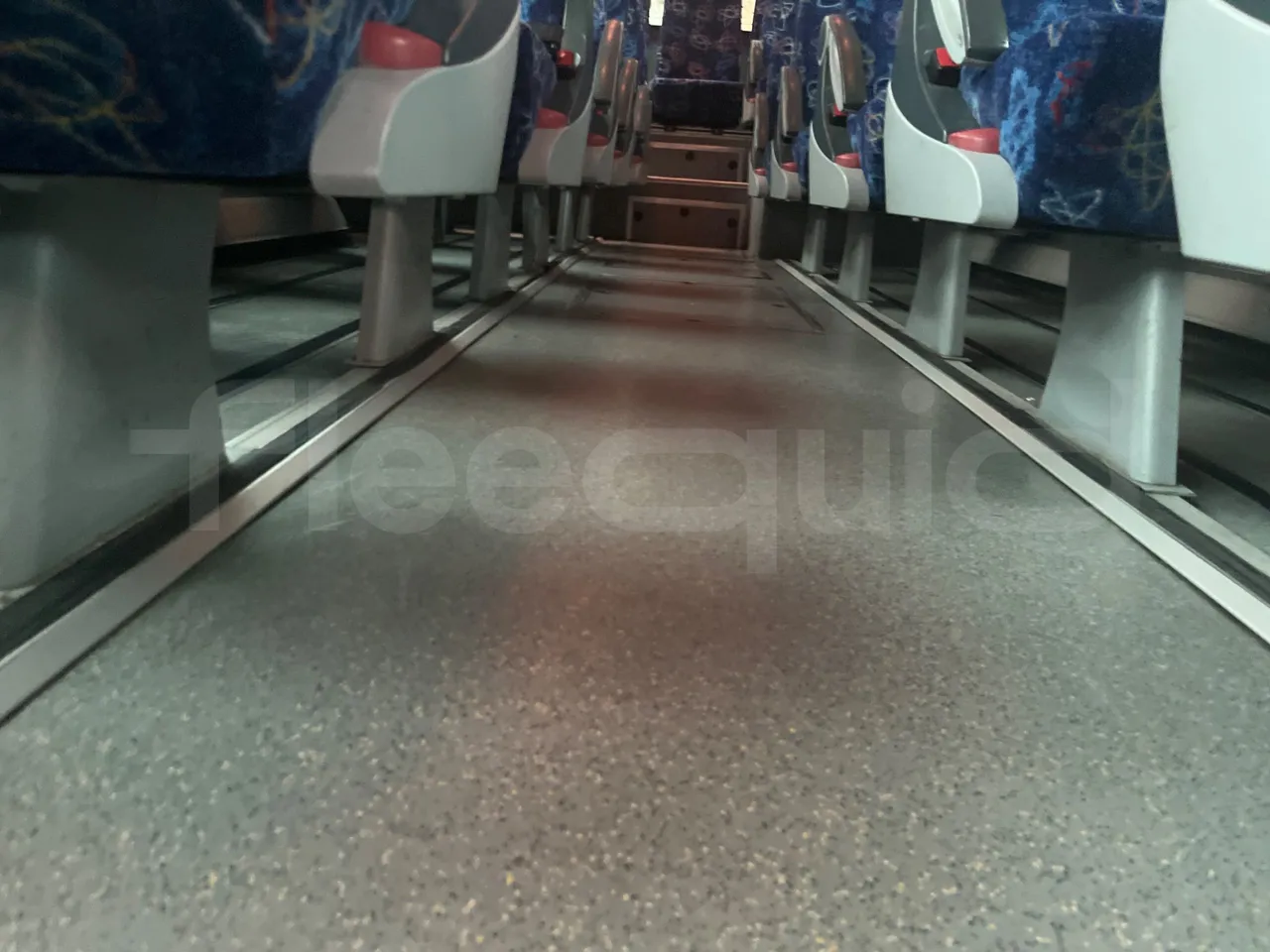 Irisbus 397 397EF3 - Euro5 - 331kW - 13mt - seat brackets photo