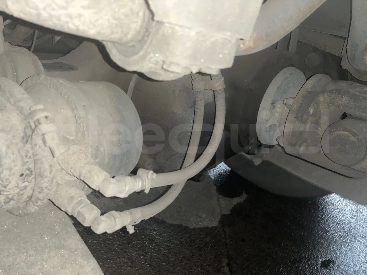 Irisbus 397 397EF3 - Euro5 - 331kW - 13mt - axle 2 caliper brakes left
