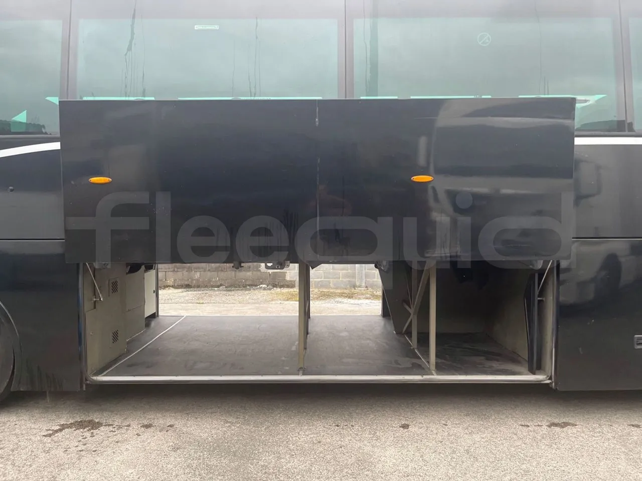 Irisbus 397 397EF3 - Euro5 - 331kW - 13mt - luggage rack photo