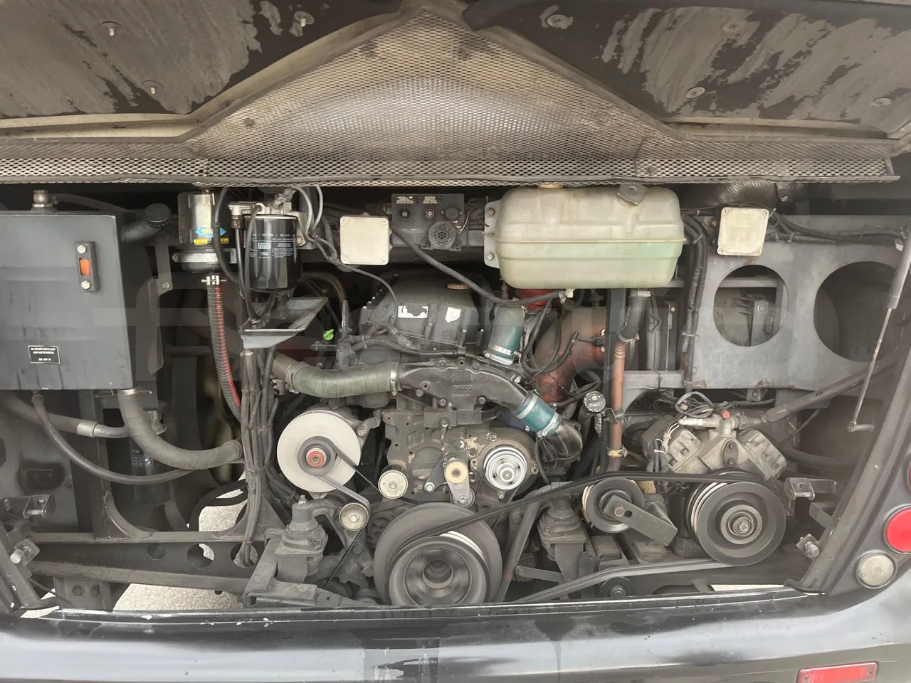 Irisbus 397 397EF3 - Euro5 - 331kW - 13mt - rear hatch open