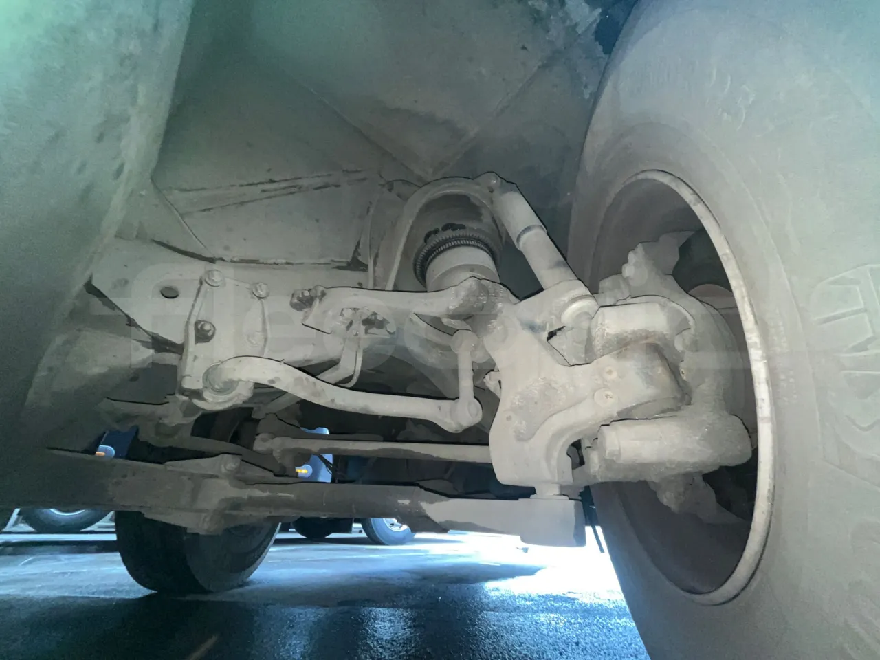 Irisbus 397 397EF3 - Euro5 - 331kW - 13mt - front axle right side