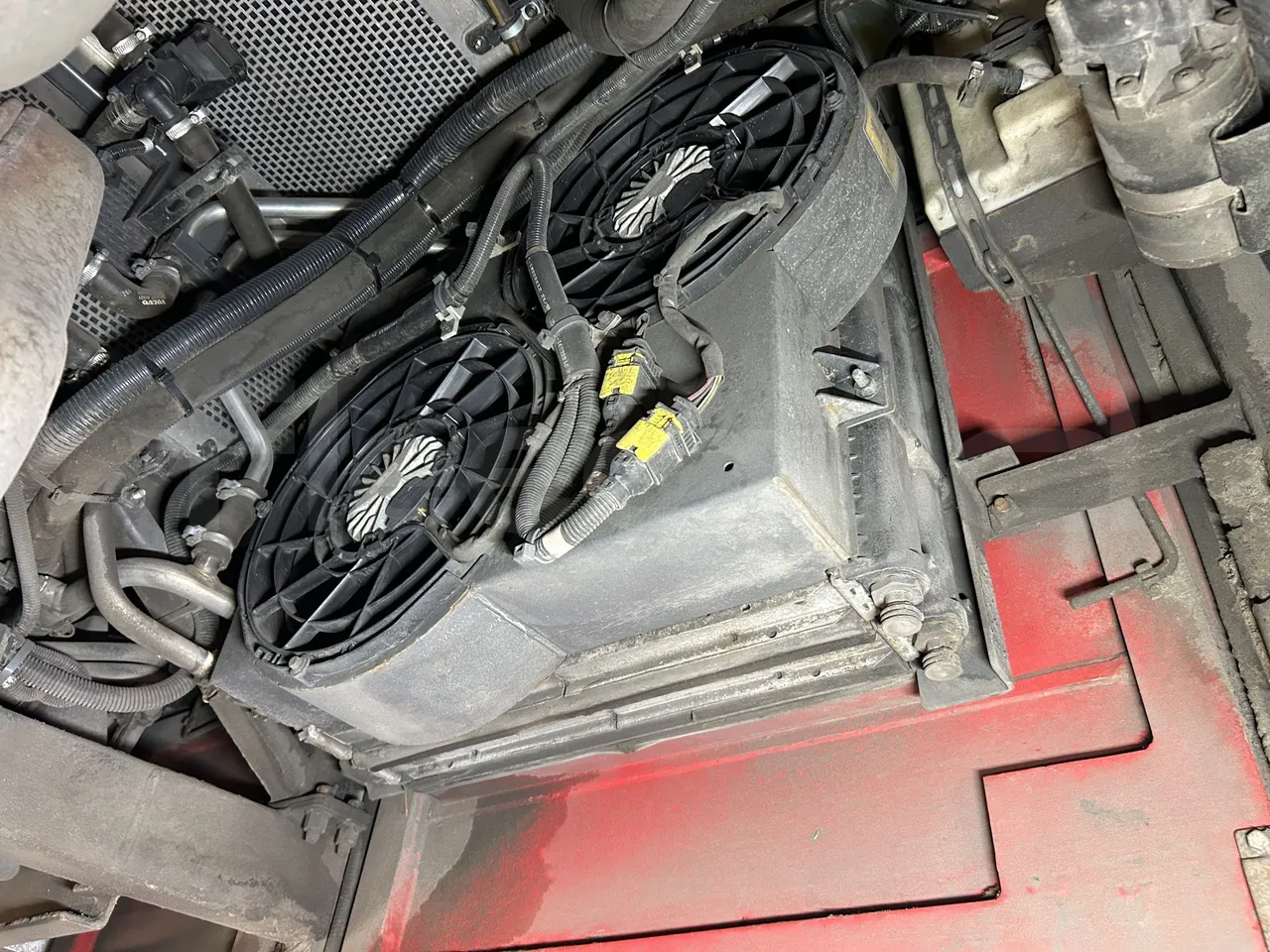 Volvo Unvi - Image