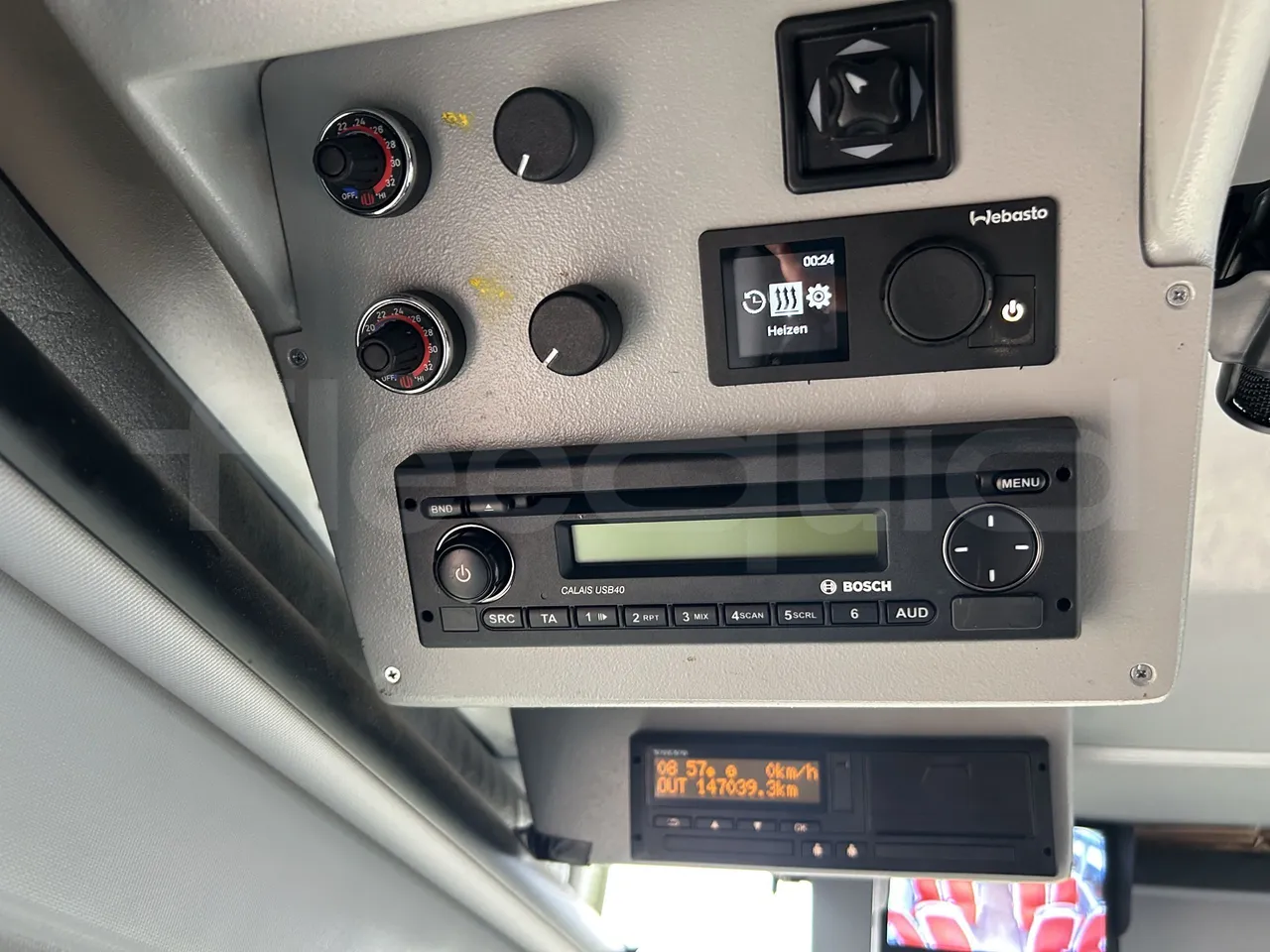 Volvo Unvi - Radio