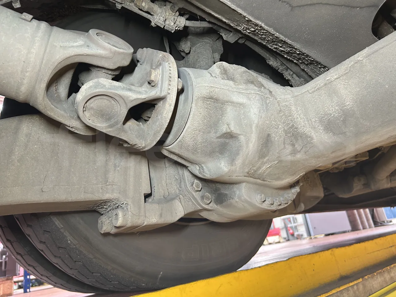 Volvo Unvi - Differential