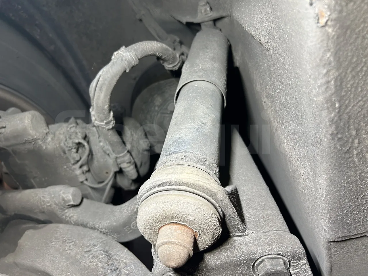 Volvo Unvi - First Axle Shock Absorbers Left Side