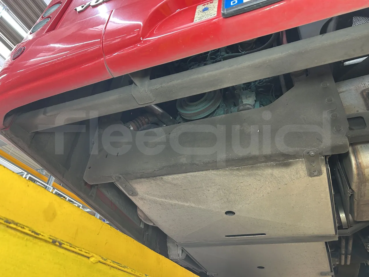Volvo Unvi - Rear Undercarriage