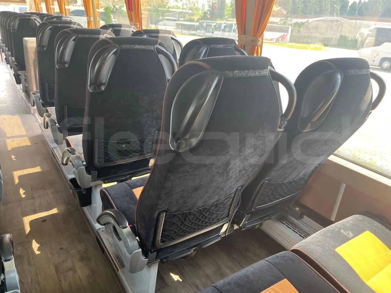 Iveco Magelys SFR2XX - EUR6 - 294kW - 12.265m - folding seat photo