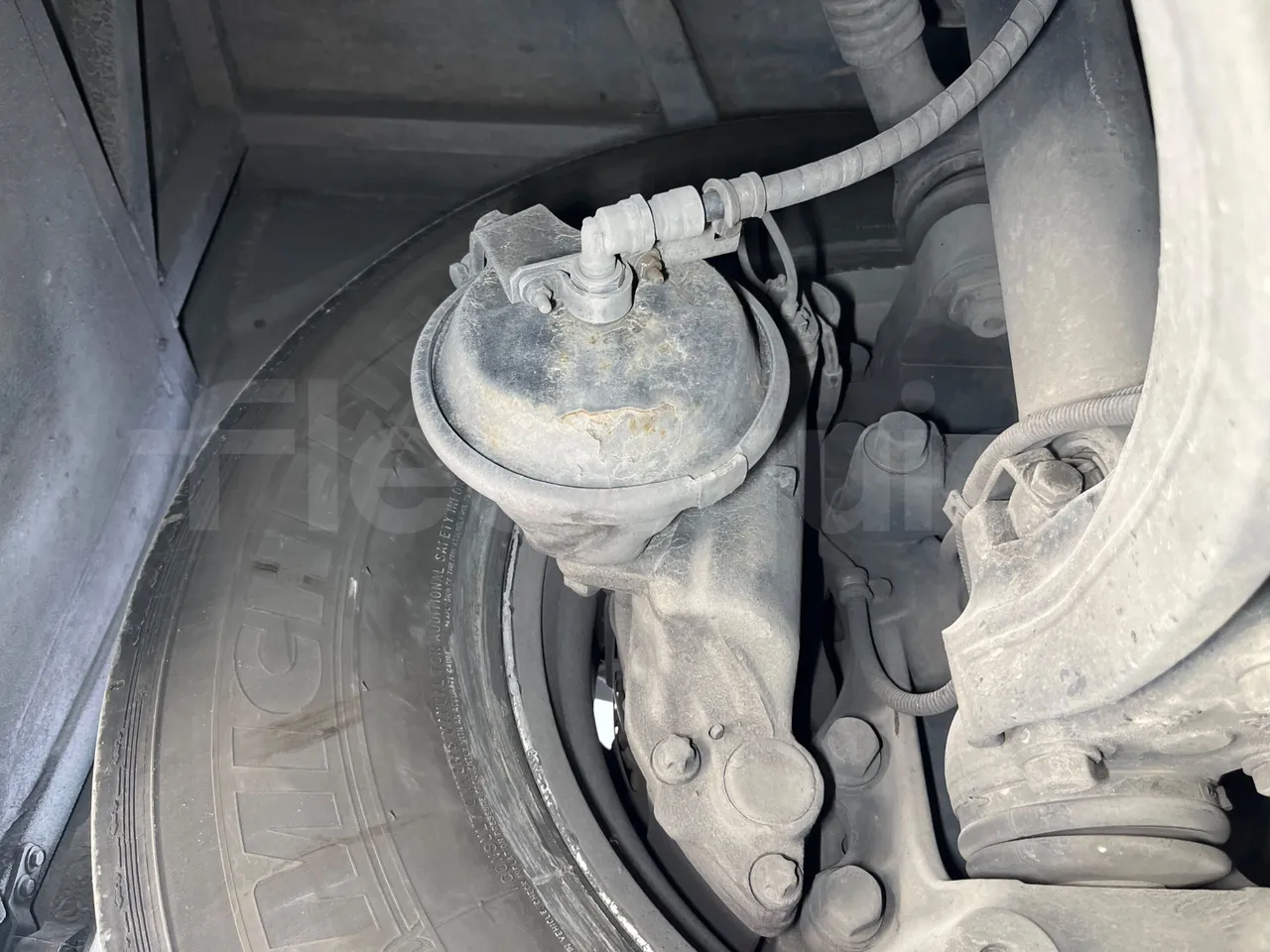 Iveco Magelys SFR2XX - EUR6 - 294kW - 12.265m - front brake calipers right