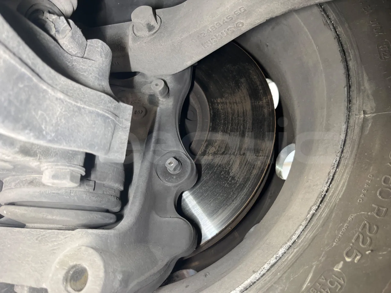 Iveco Magelys SFR2XX - EUR6 - 294kW - 12.265m - front discs right