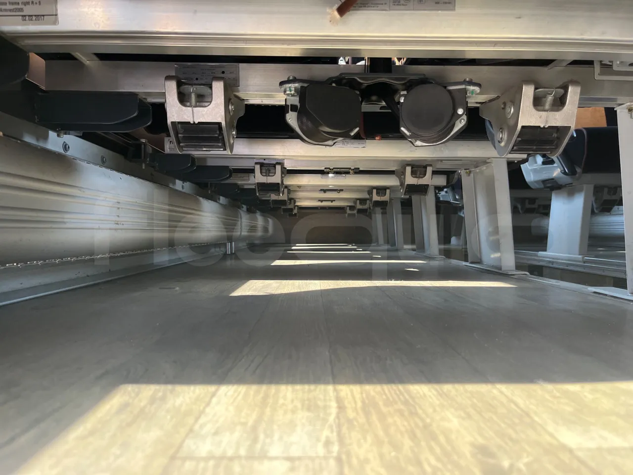 Iveco Magelys SFR2XX - EUR6 - 294kW - 12.265m - power outlets detail