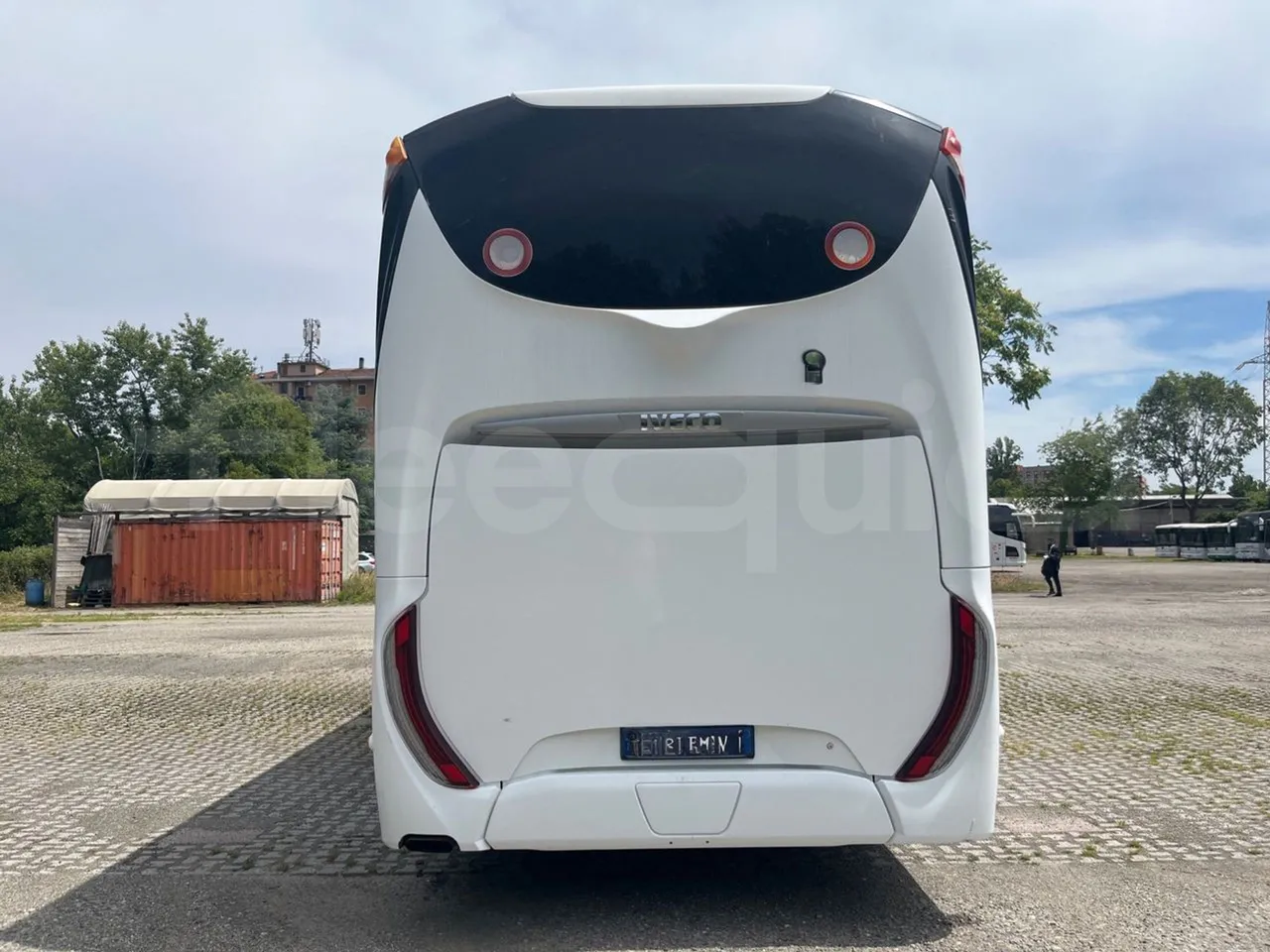 Iveco Magelys SFR2XX - EUR6 - 294kW - 12.265m - rear hatch closed