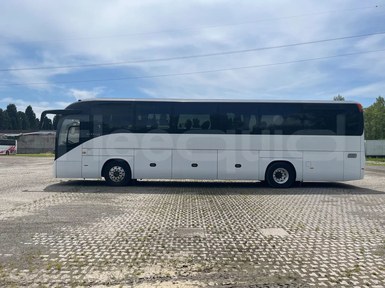 Iveco Magelys SFR2XX - EUR6 - 294kW - 12.265m - left side photo