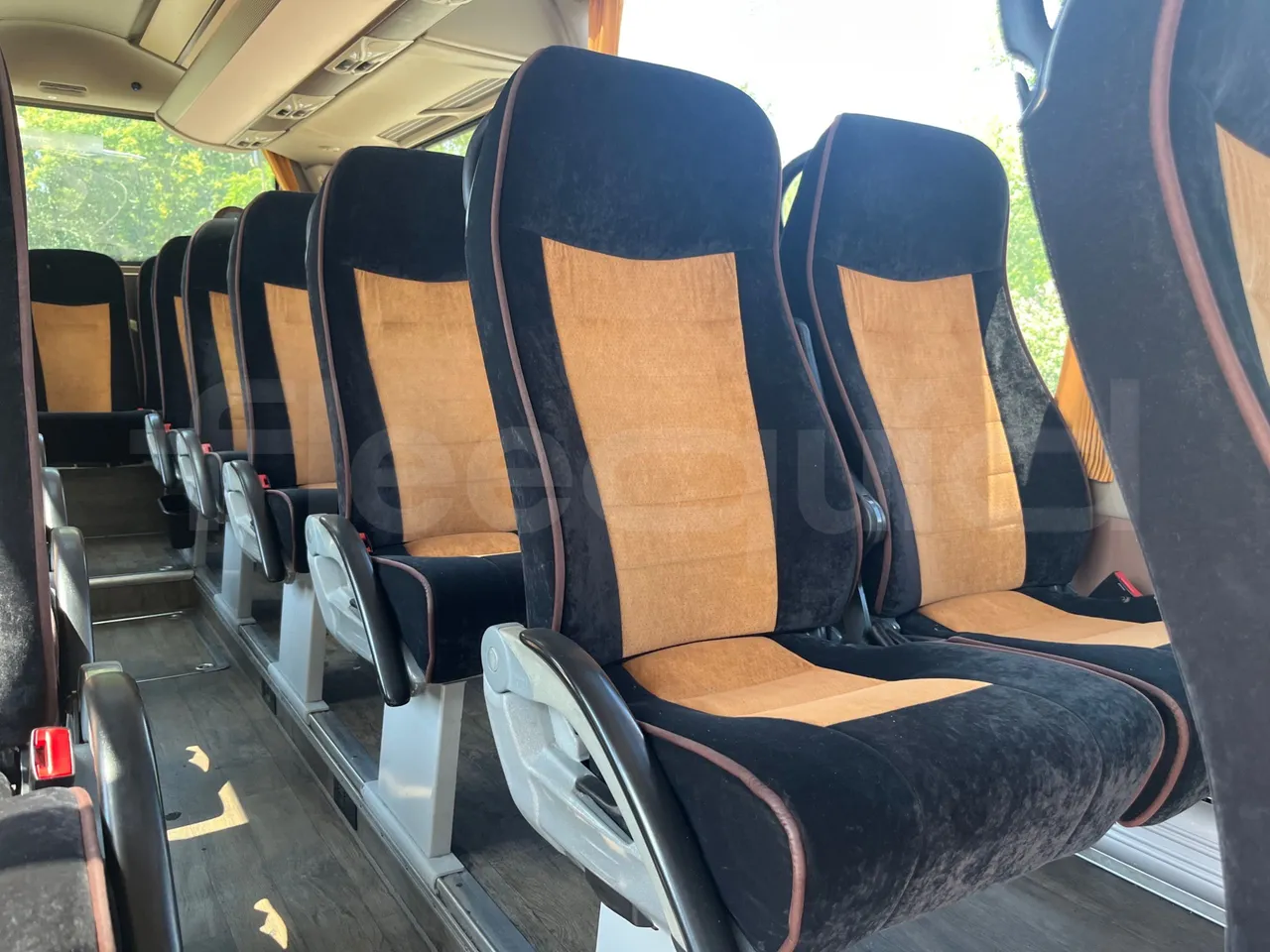 Iveco Magelys SFR2XX - EUR6 - 294kW - 12.265m - turntable internal (18m)