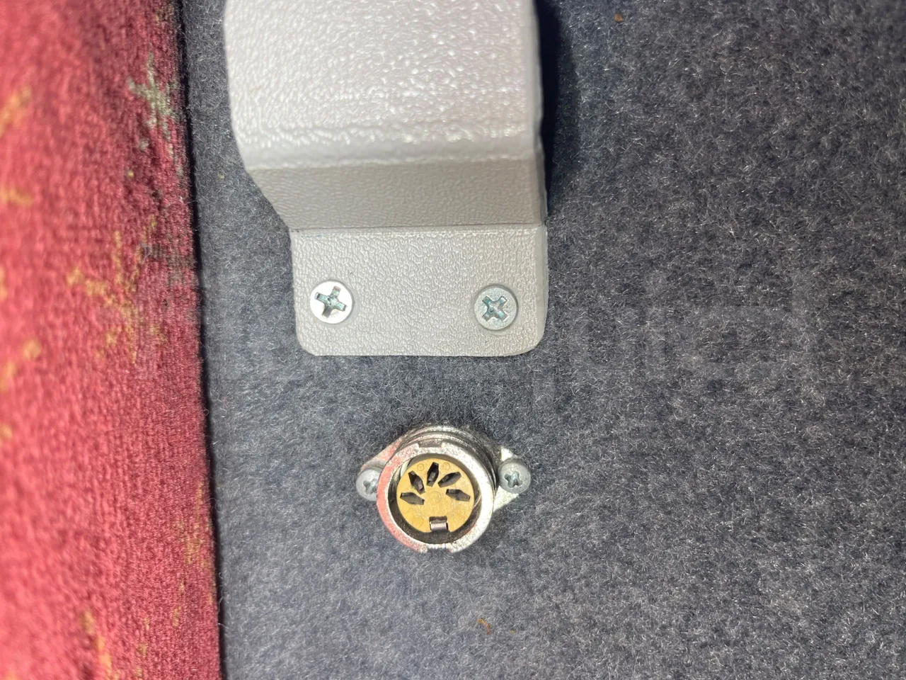 Mercedes-Benz Sprinter 416CD - EUR3 -115kW -6.945m - driver microphone accessories photo