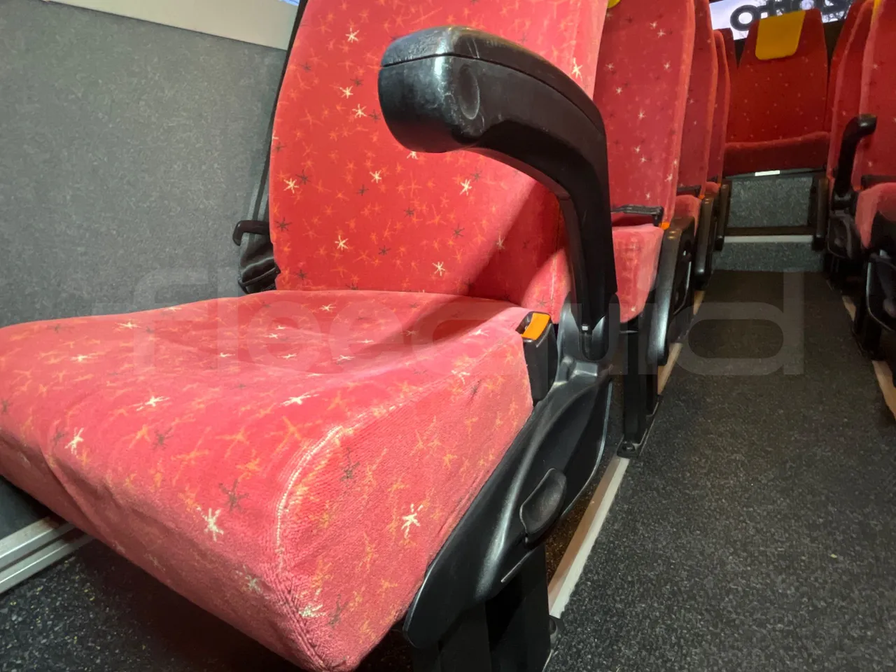 Mercedes-Benz Sprinter 416CD - EUR3 -115kW -6.945m - armrest detail photo