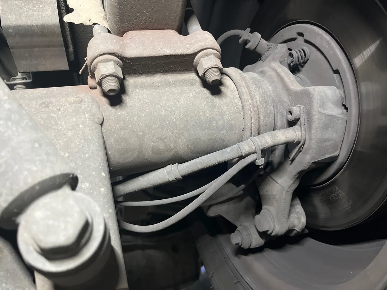 Mercedes-Benz Sprinter 416CD - EUR3 -115kW -6.945m - axle 2 caliper brakes left