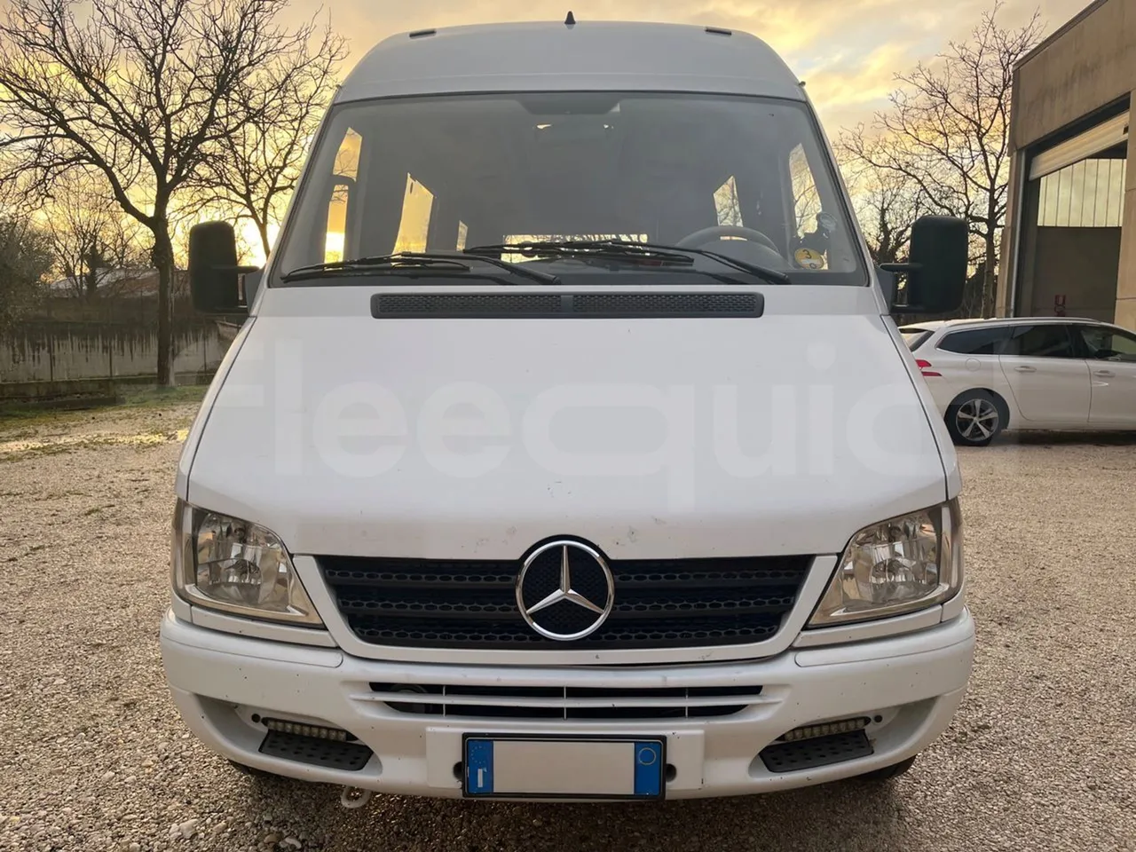 Mercedes-Benz Sprinter 416CD - EUR3 -115kW -6.945m - front photo
