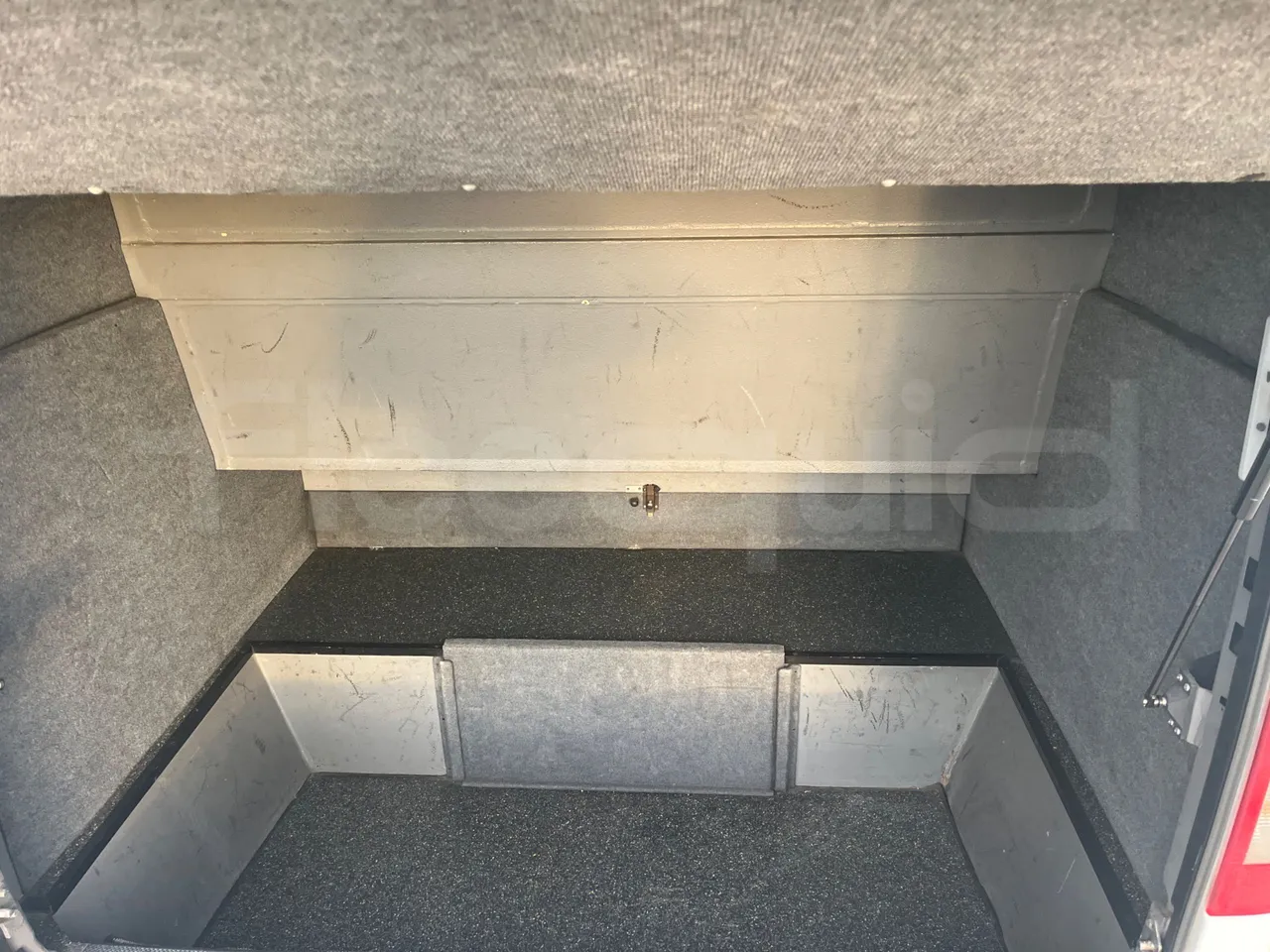 Mercedes-Benz Sprinter 416CD - EUR3 -115kW -6.945m - internal frame rust check