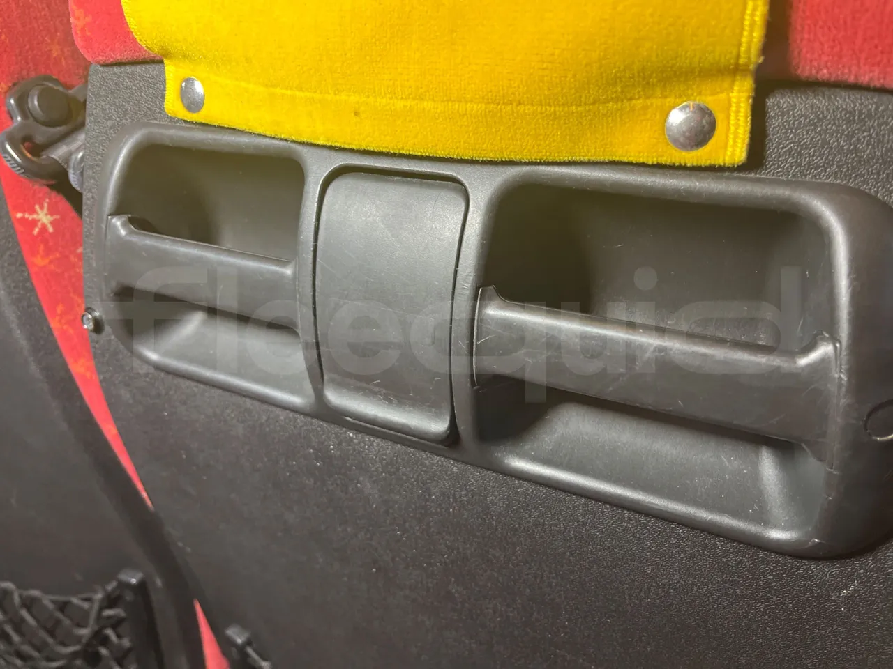 Mercedes-Benz Sprinter 416CD - EUR3 -115kW -6.945m - table detail photo