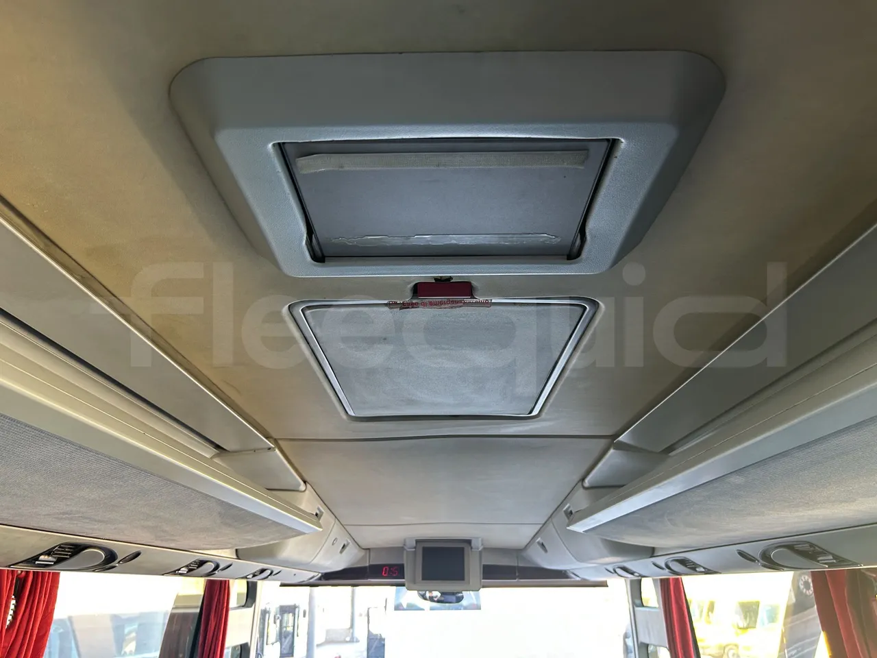 Setra S415 - Image