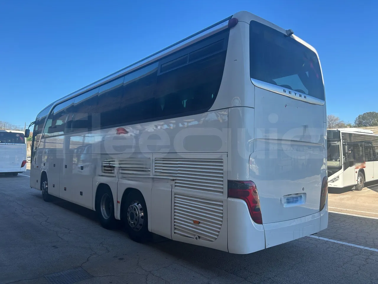 Setra S415 - 3/4 Rear Left Side