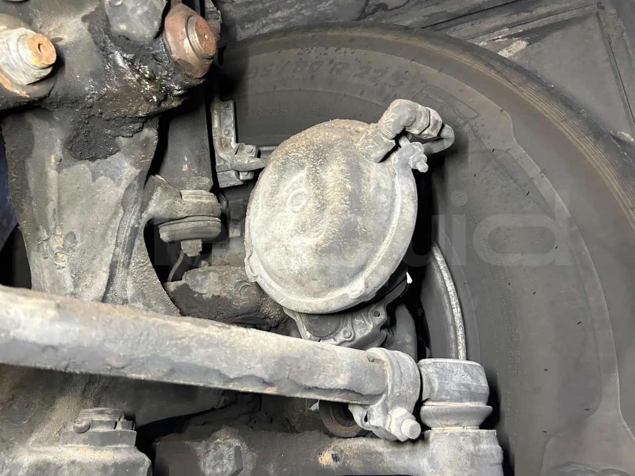 Setra S415 - First Axle Brake Calipers Left Side