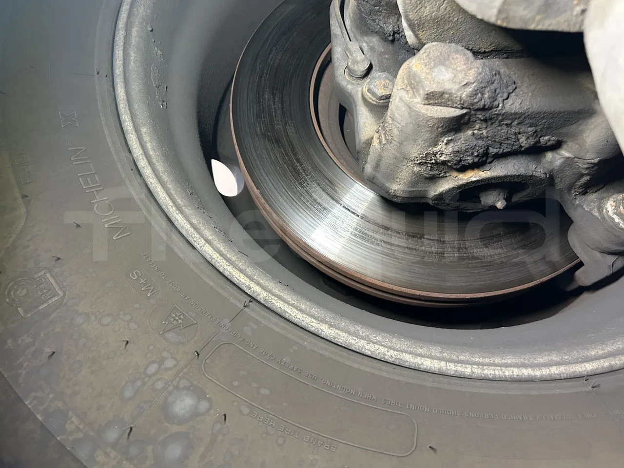 Setra S415 - First Axle Discs Left Side