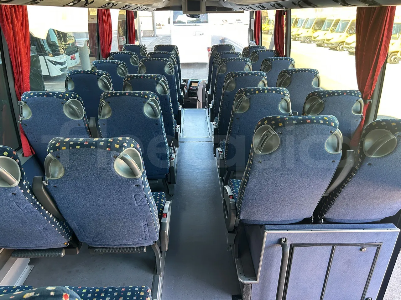 Setra S415 - Forward Seats From Middle Position