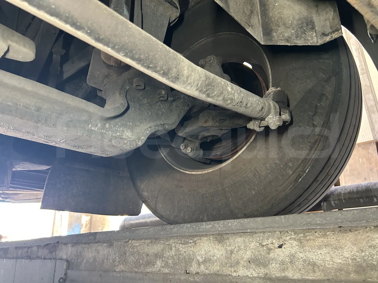 Setra S415 - Third Axle Left Side
