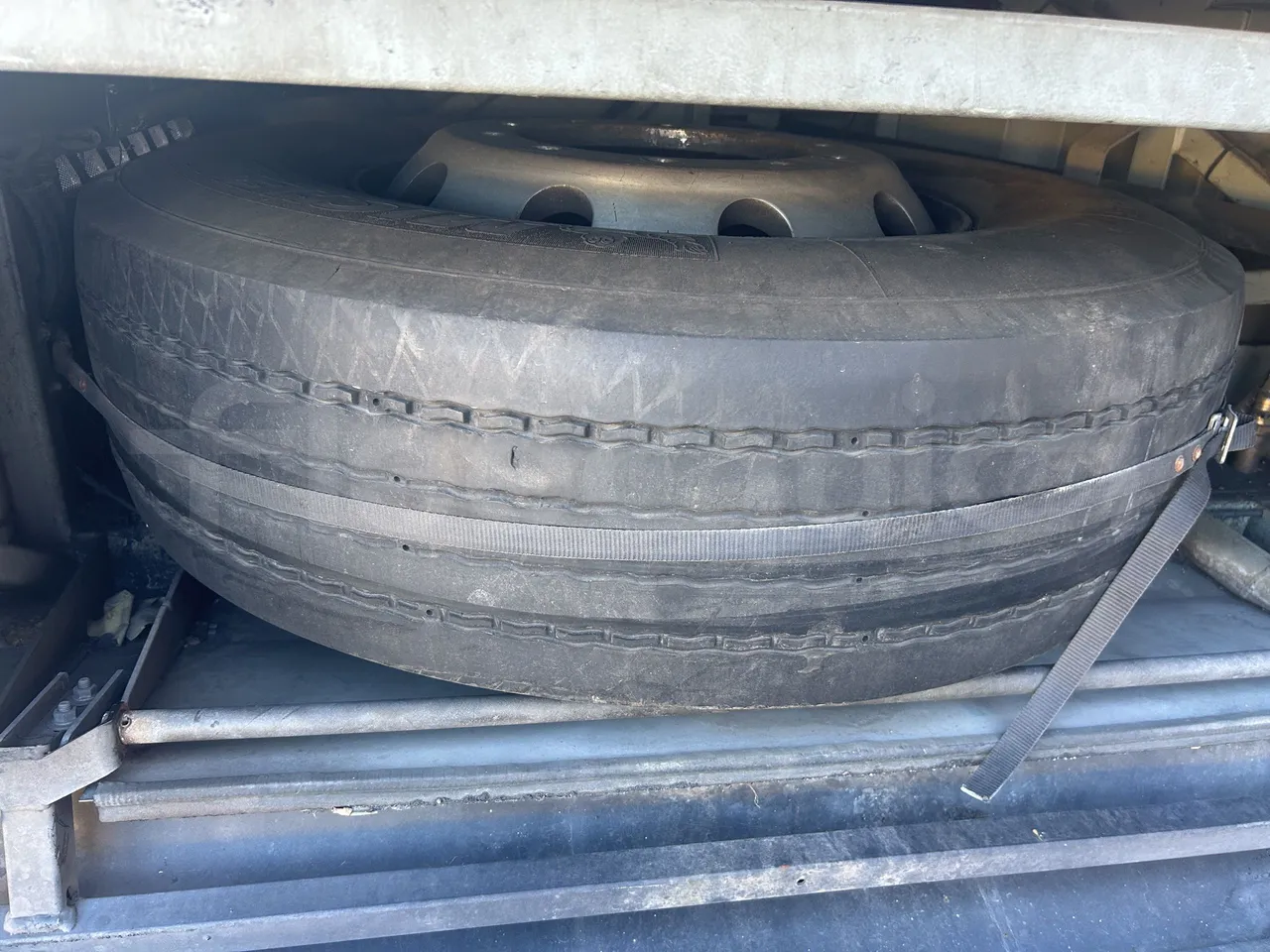 Setra S415 - Spare Tyre