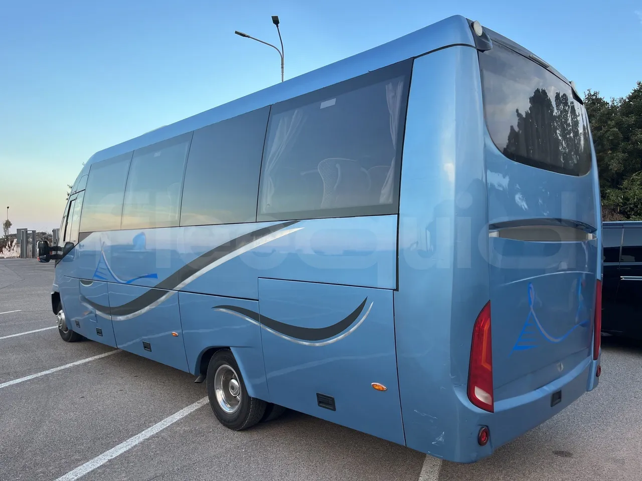 Iveco Daily - 3/4 Rear Left Side