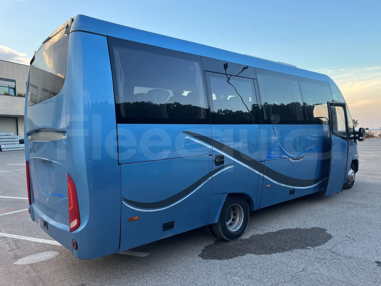Iveco Daily - 3/4 Rear Right Side Doors Open