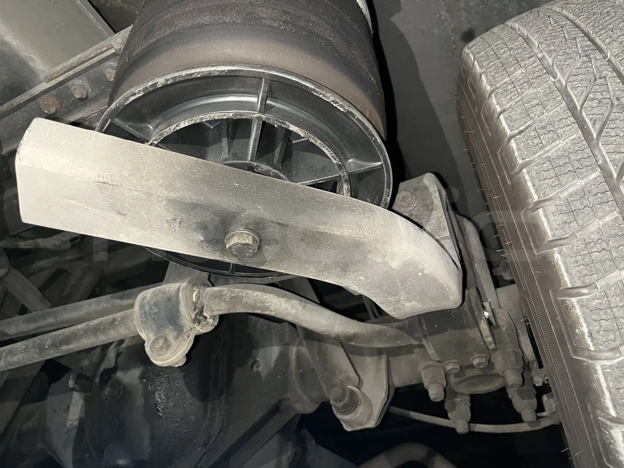 Iveco Daily - Second Axle Caliper Brakes Left Side