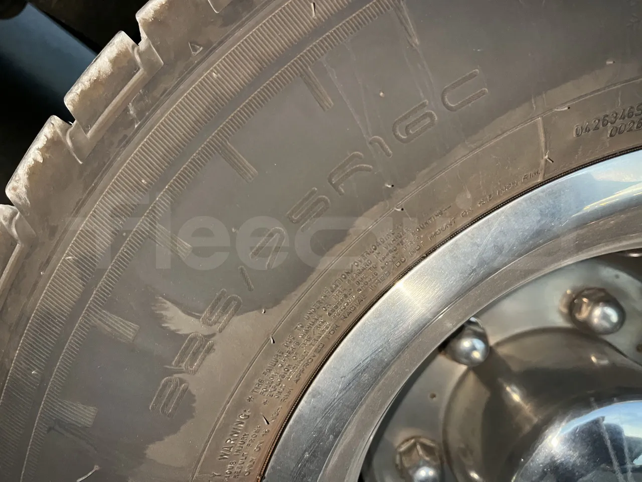 Iveco Daily - Second Axle Left Side: Tyre Size