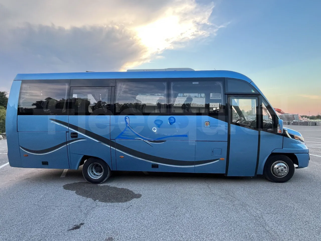 Iveco Daily - Right Side