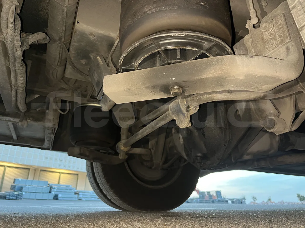 Iveco Daily - Second Axle Left Side