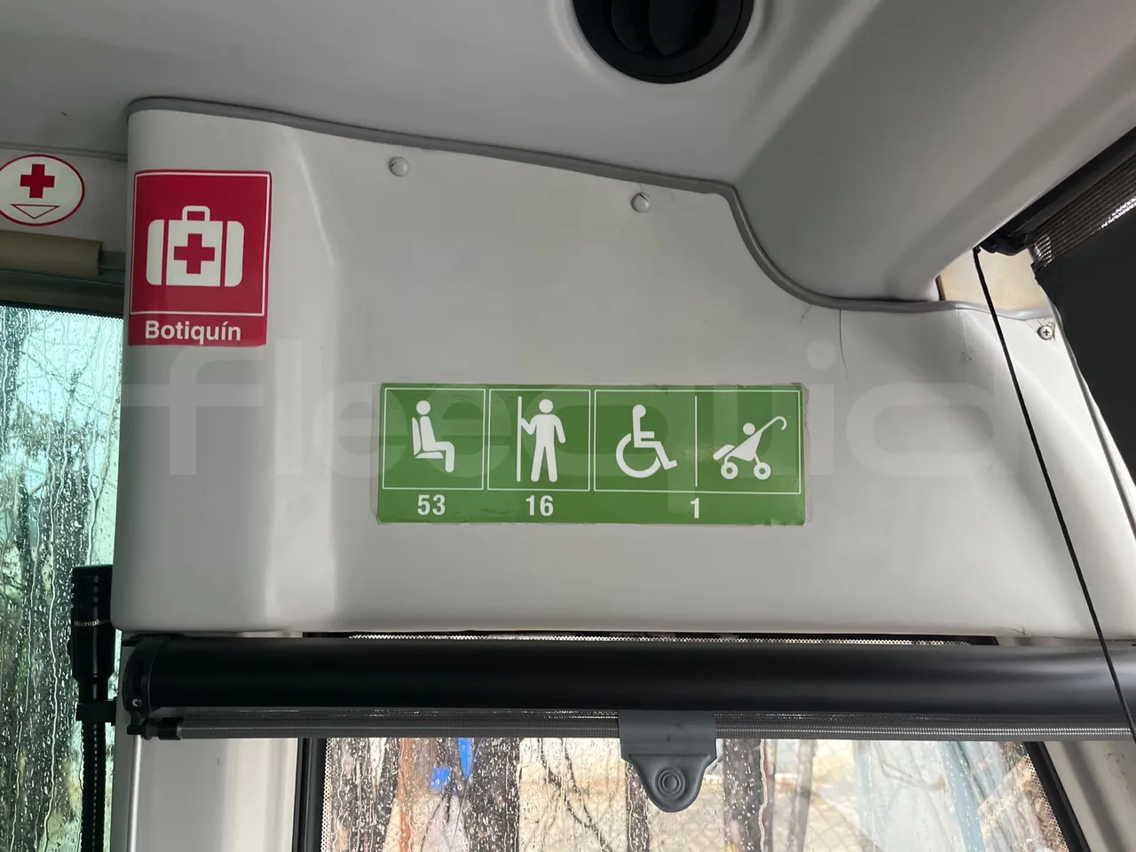 Irisbus 397E.12 397E.12 - EUR5 -  243kW - 12.920m - driver microphone accessories photo