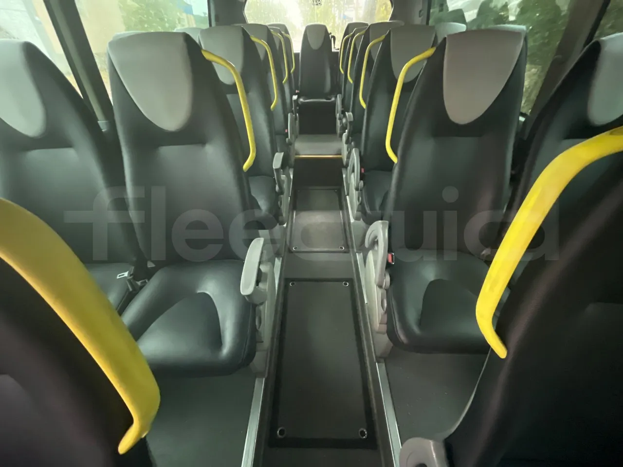 Irisbus 397E.12 397E.12 - EUR5 -  243kW - 12.920m - seat brackets photo