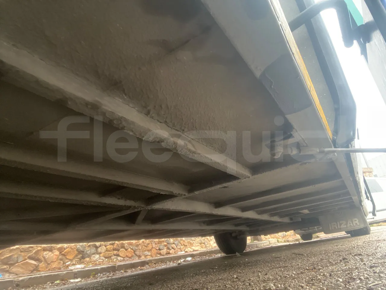 Irisbus 397E.12 397E.12 - EUR5 -  243kW - 12.920m - axel 3 shock absorbers 1 right