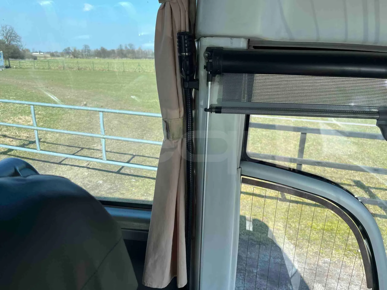 Irizar Scania I4 - Euro5 - 250 kW - 12.900mt - driver microphone accessories photo